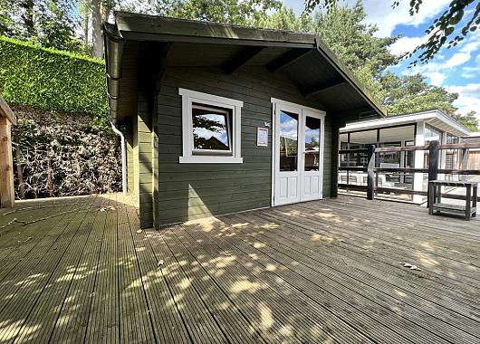 Showmodel Blokhut 4x3 50 mm 470 x 425 cm