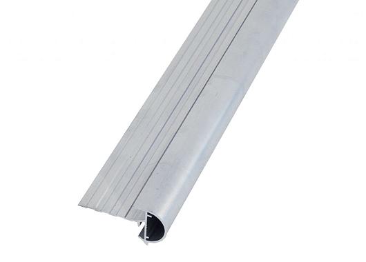 Aluminium daktrim met kraal 26mm 2500mm    52.0607