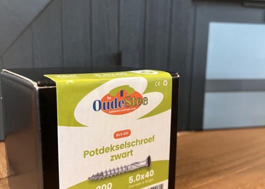 OudeStee Potdekselschroef zwarte kop 5MM RVS 