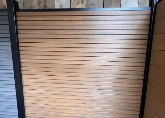 NewTechWood Co-extrusie composiet scherm Triple, 180 x 180 cm, Teak.   1064247