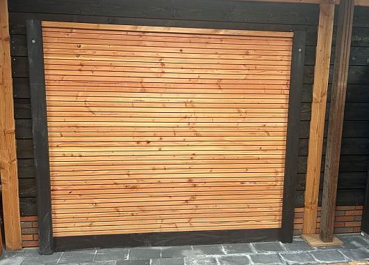 Betowood scherm douglas 2-zijdig triple profielplank inclusief afdekkap 187 x 224 cm, onbehandeld.