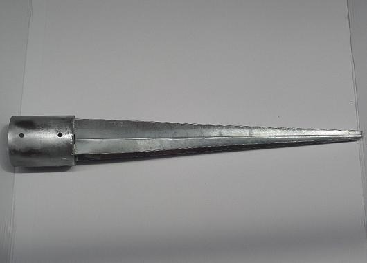 Paalhouder met pen, rond  121x900mm [2,5mm] Vuurverzinkt  PA-056